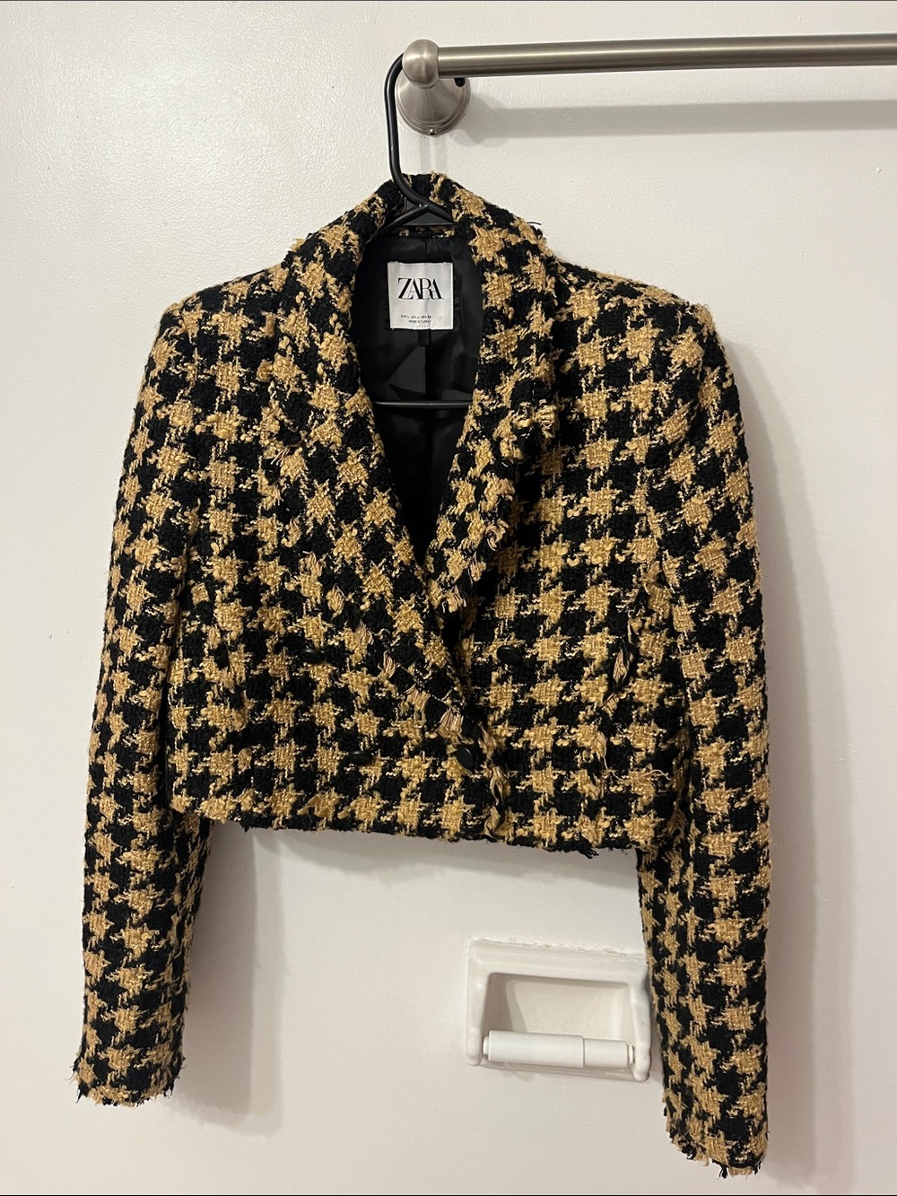 ZARA Black and Camel Cropped Blazer